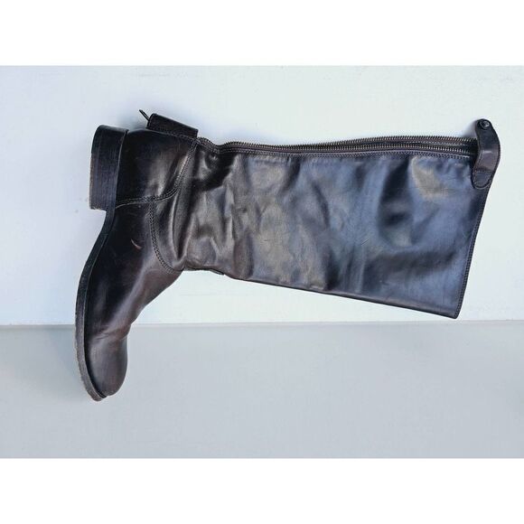 Frye full-length inner side zipper for easy on off - Picture 8 of 11